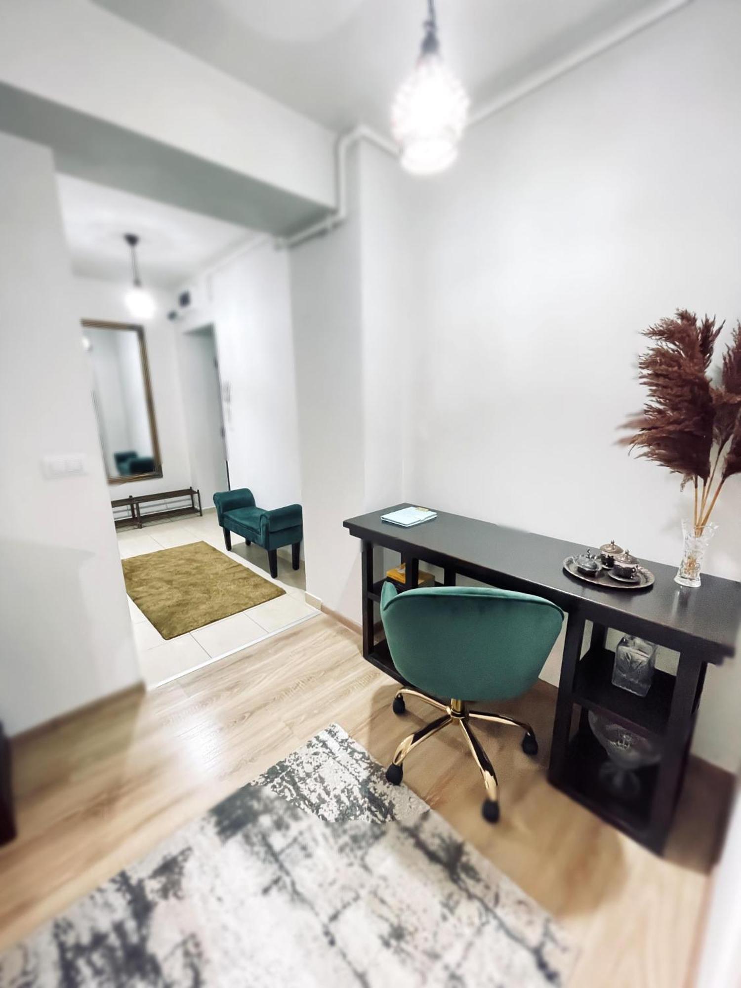 Jsn House - Private Parking & Premium Services Appartamento Bucarest