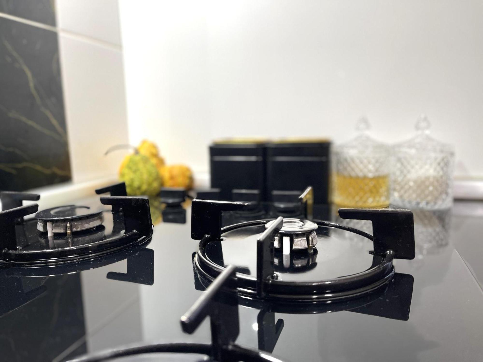 Appartamento Jsn House - Private Parking & Premium Services Bucarest